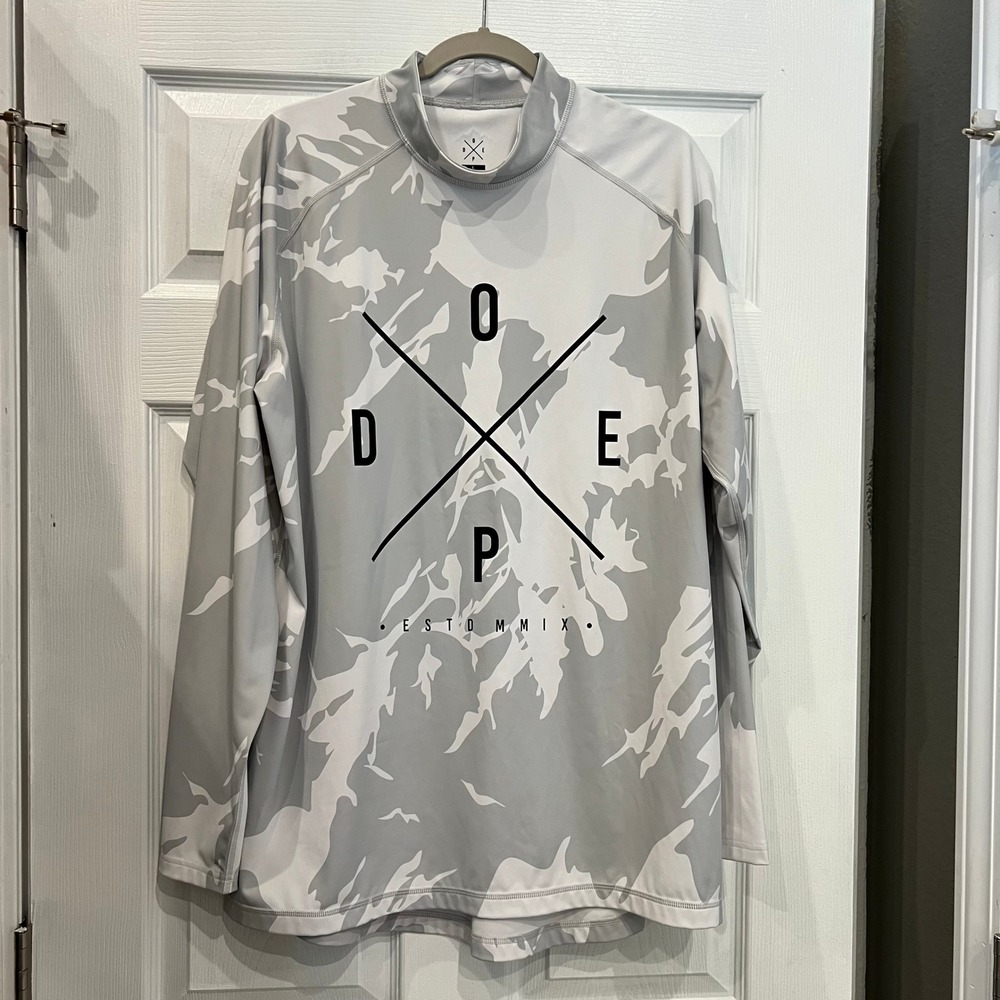 Dope Snow Base Layer Top Polyester Spandex Camo Gorpcore  Snuggle Mens L